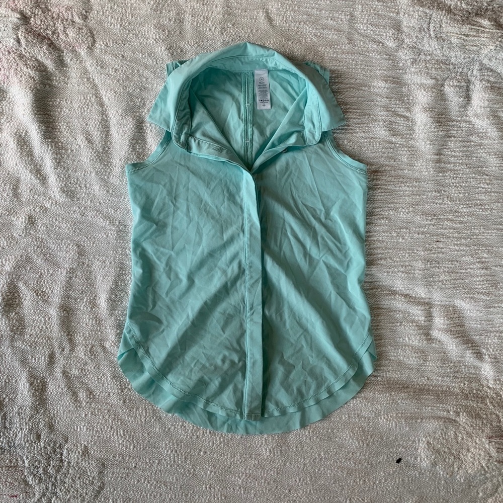 ivivva button up sleeveless shirt size 10